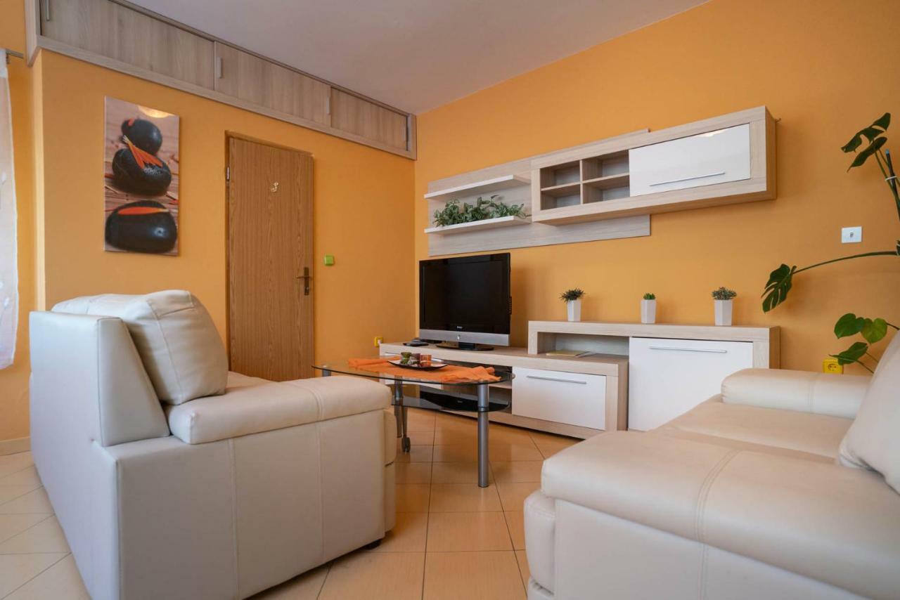 Apartment Limun Ližnjan 外观 照片