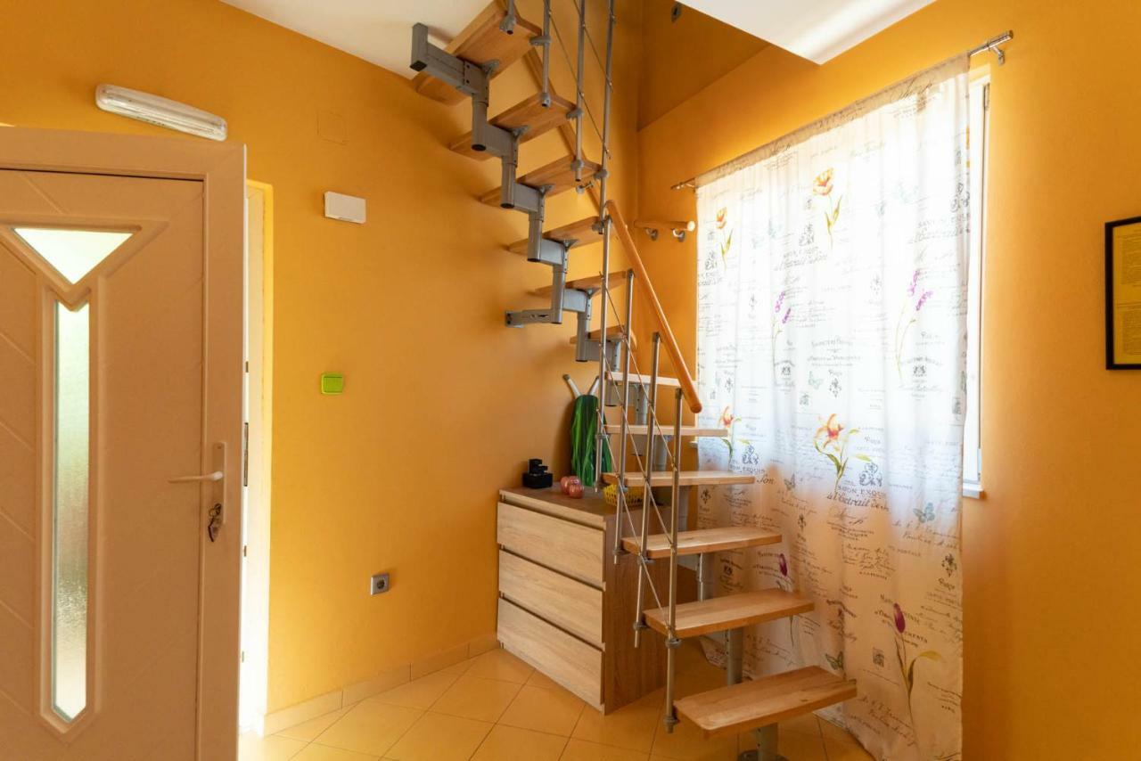 Apartment Limun Ližnjan 外观 照片
